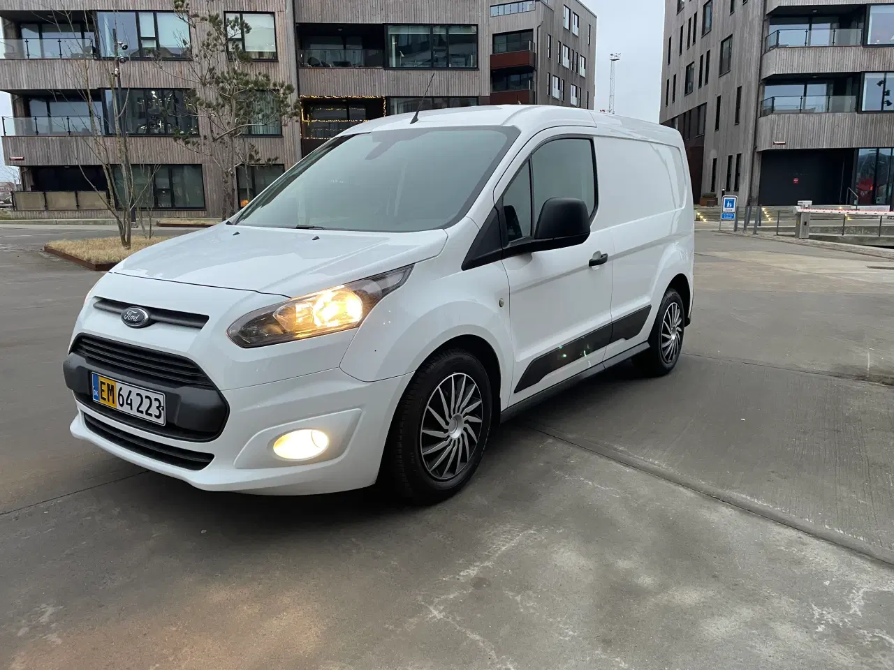 Billede 2 - Nysynet Ford transit 1.6tdci lav km tal 