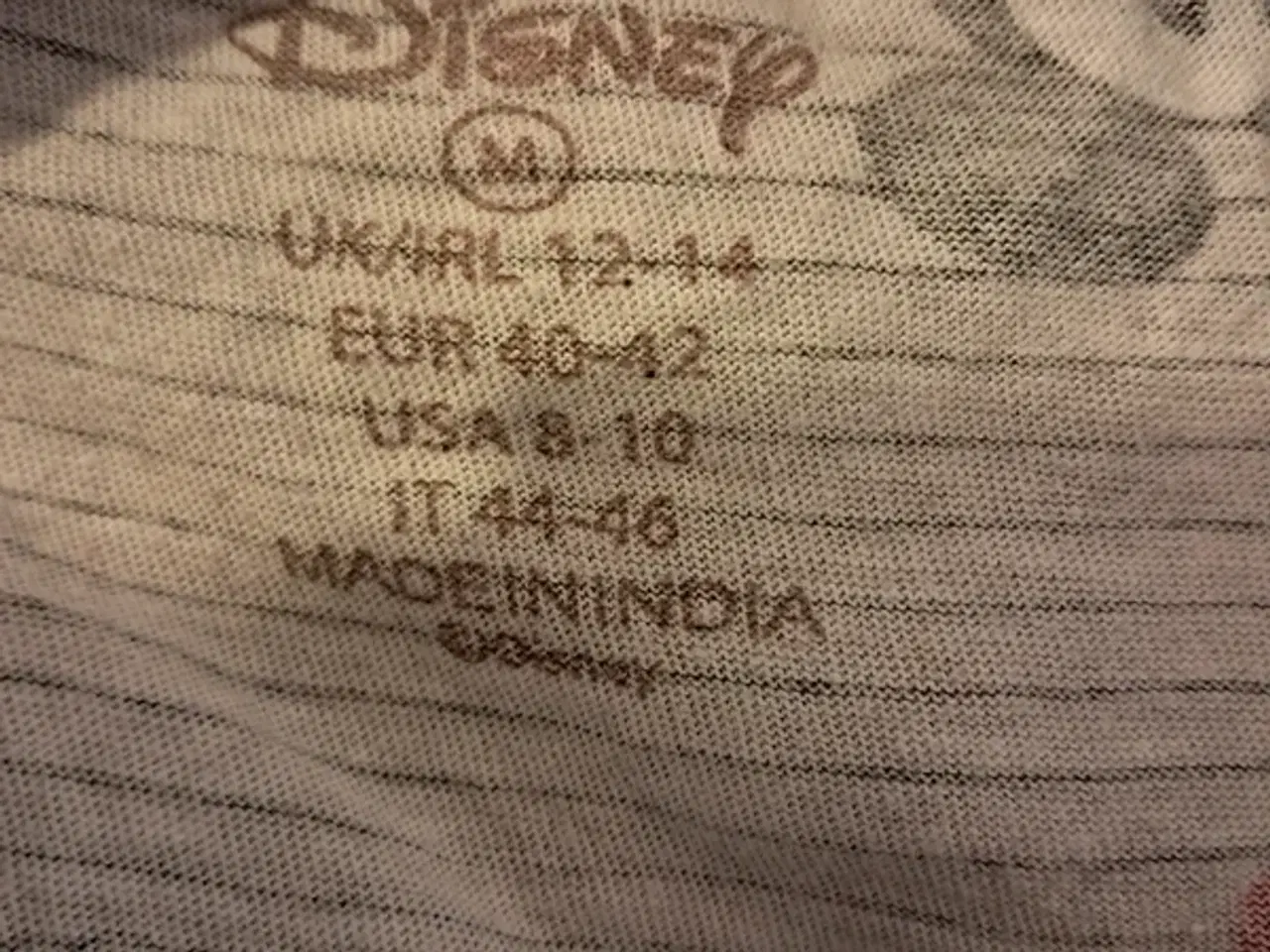 Billede 5 - Disney str. M t-shirt