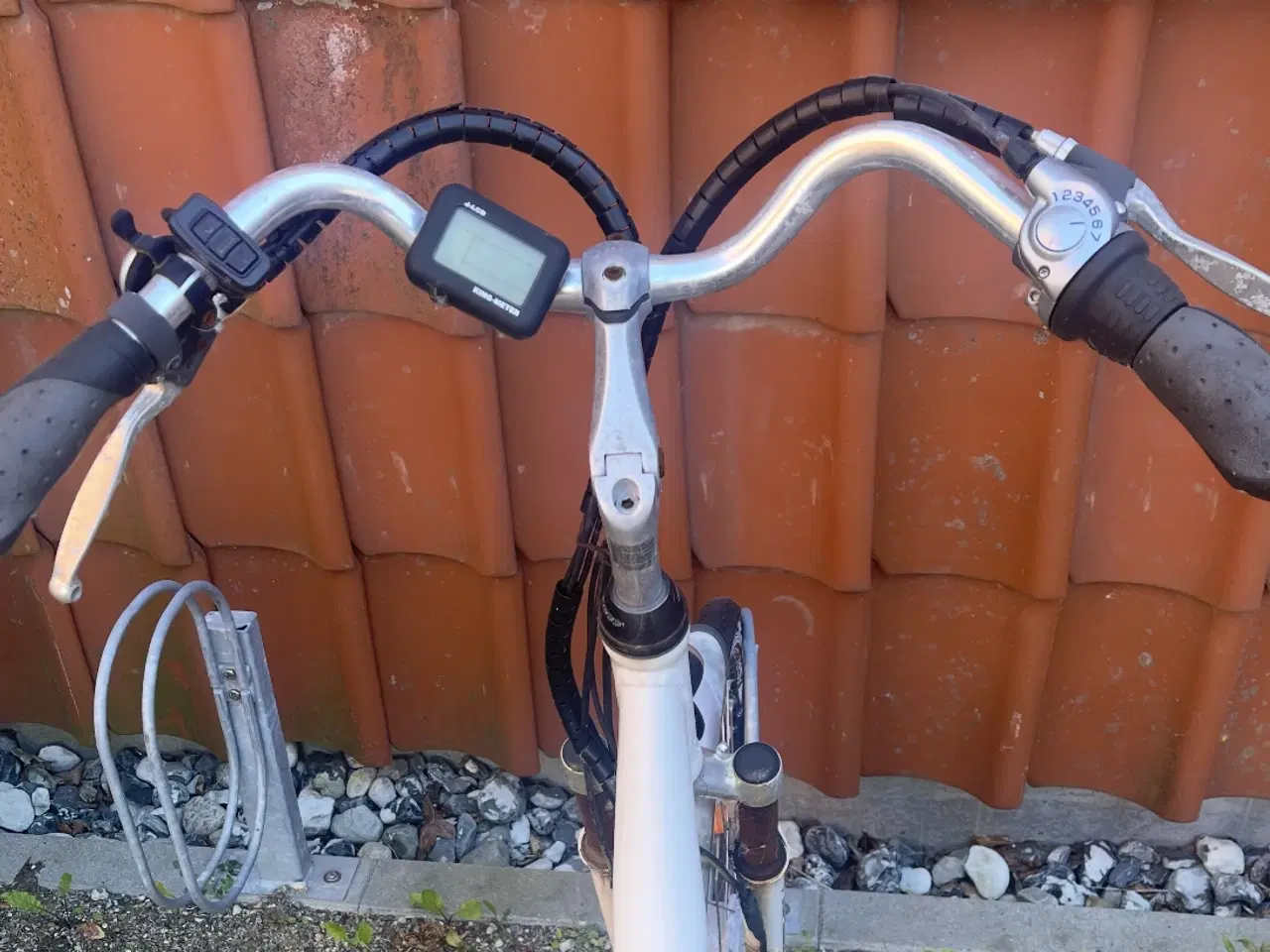 Billede 3 - sælges et helt sæt til en elcykel 36 volt system
