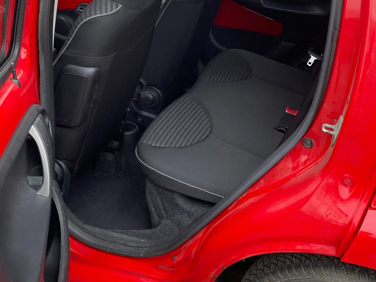 Billede 5 - Fin lille bil