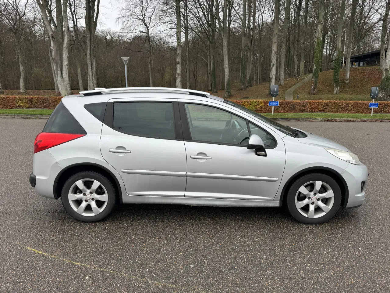 Billede 5 - Peugeot 207 1,6 HDI St.car 92 HK