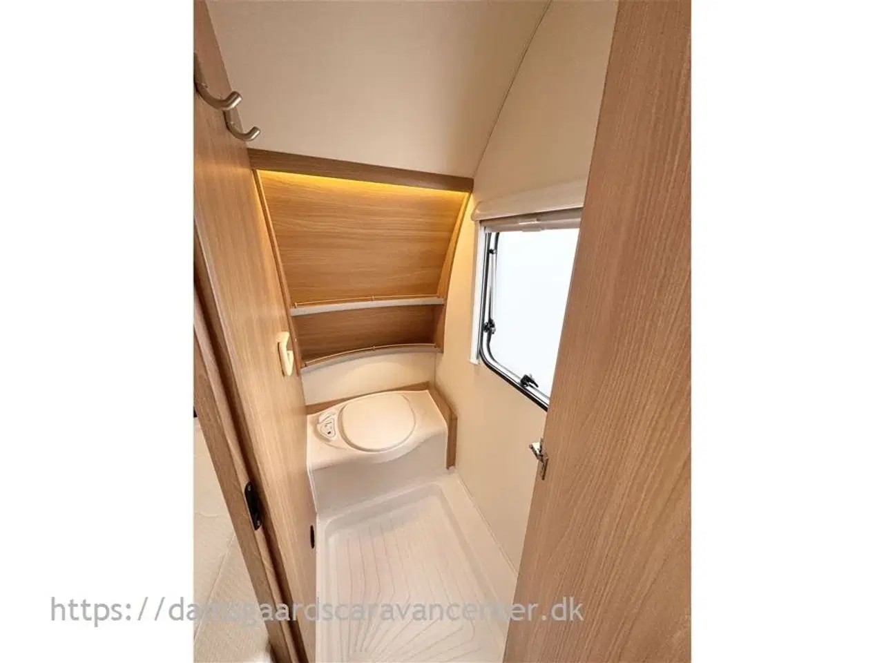 Billede 16 - 2018 - Knaus Südwind Silver Selection 450 FU   Franskseng-Gulvtemp.-Mover-Telt