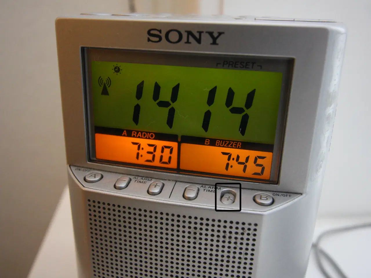 Billede 3 - Sony digital clockradio med 2 alarmer