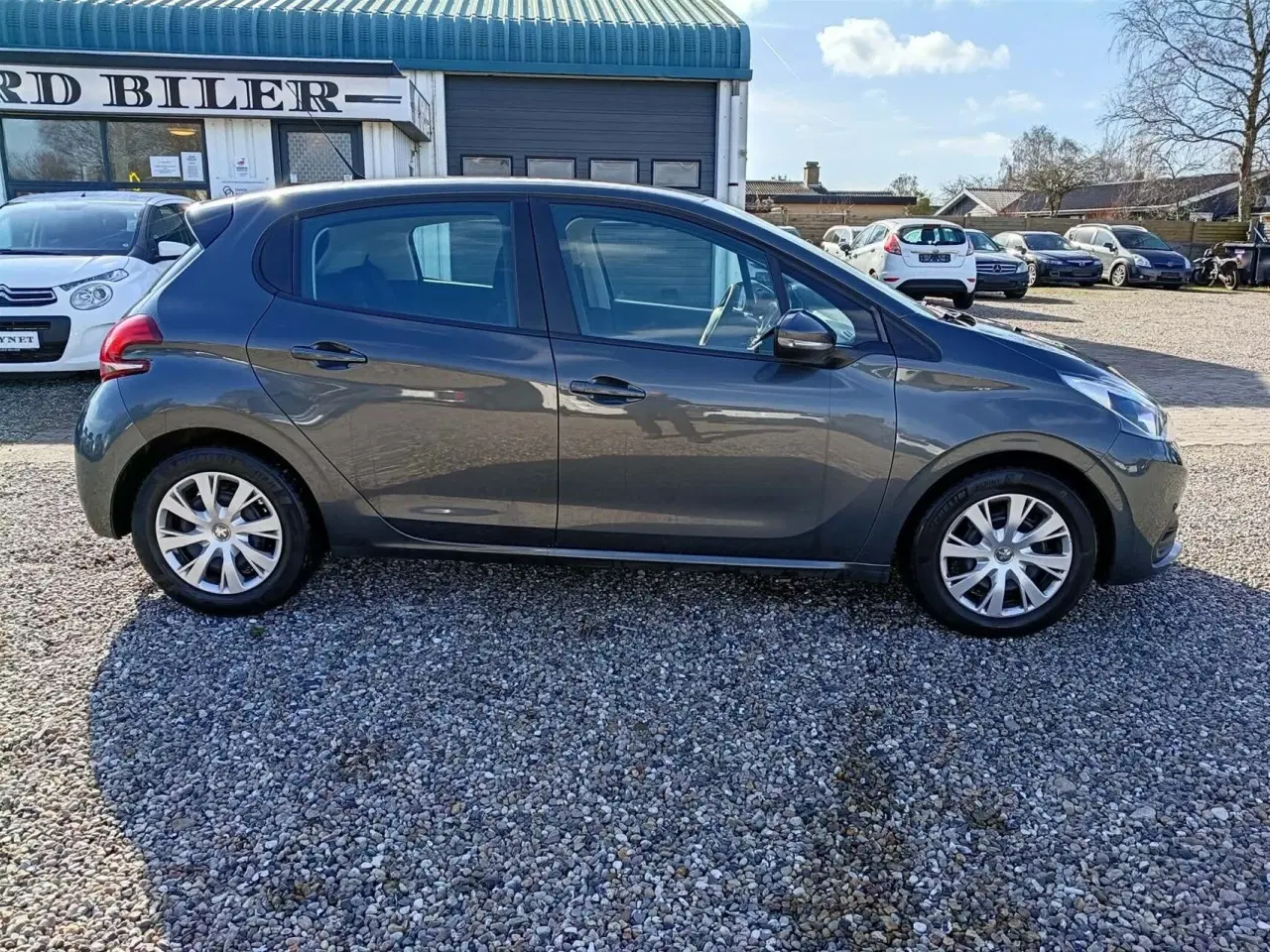 Billede 9 - Peugeot 208 1,6 BlueHDi Active 100HK 5d