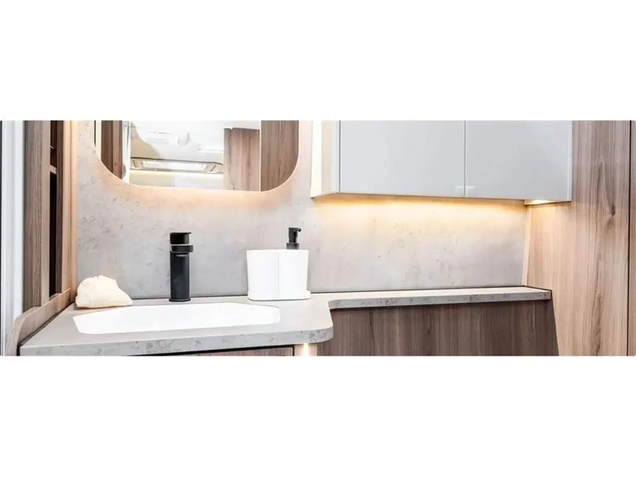 Billede 10 - 2026 - Kabe Imperial 740 CTDL E8 Kabe Imperial 740 CTDL E8 model 2026 - kan snart ses hos Camping-Specialisten