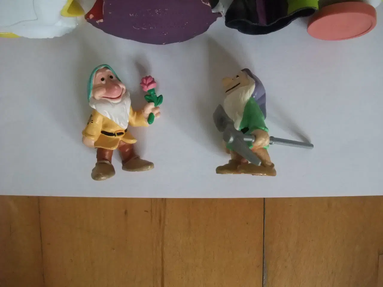 Billede 4 - Snehvide Figurer