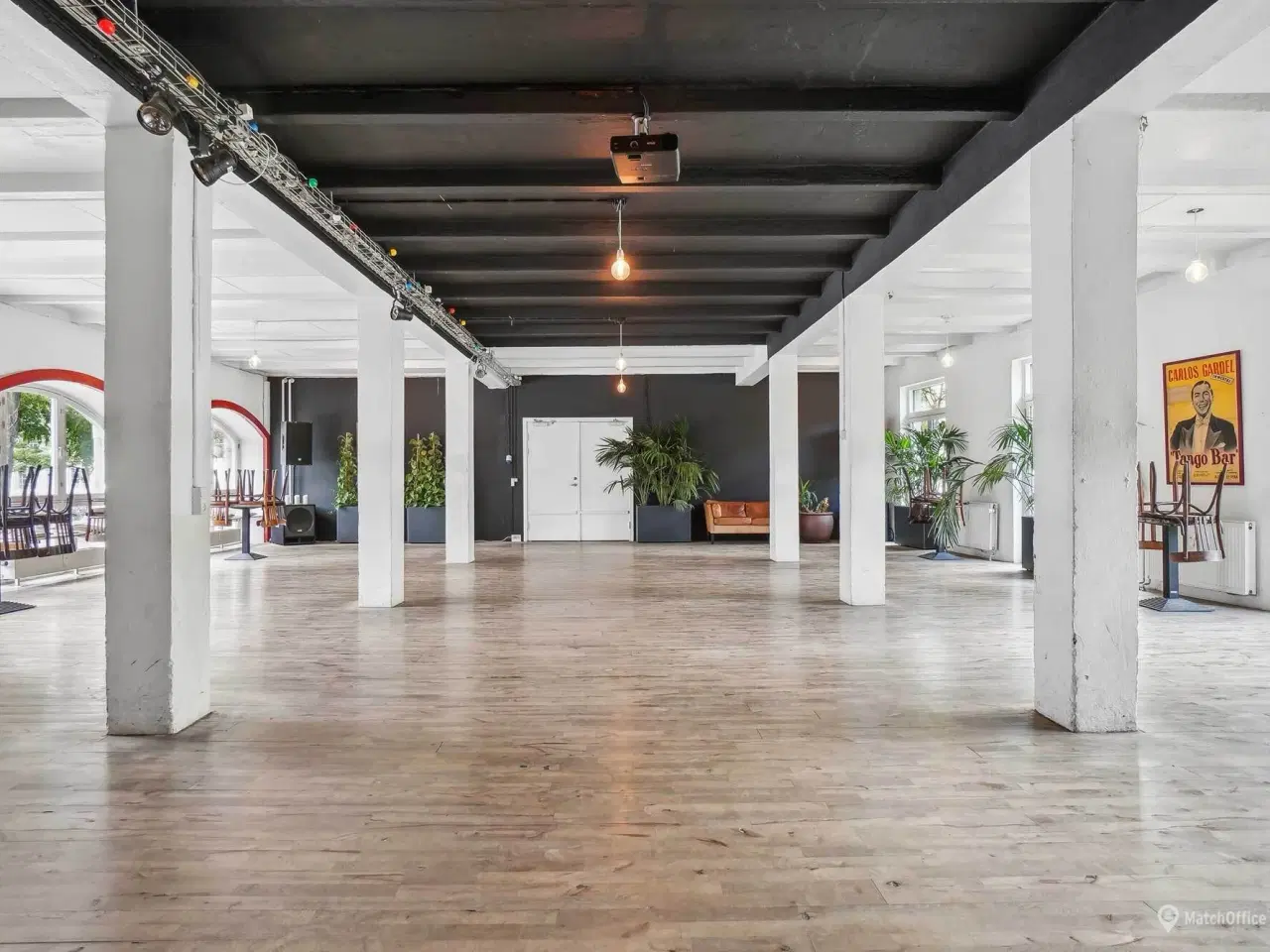 Billede 2 - Lyst og rummeligt lejemål i kreativt miljø – tæt på Islands Brygge metrostation.