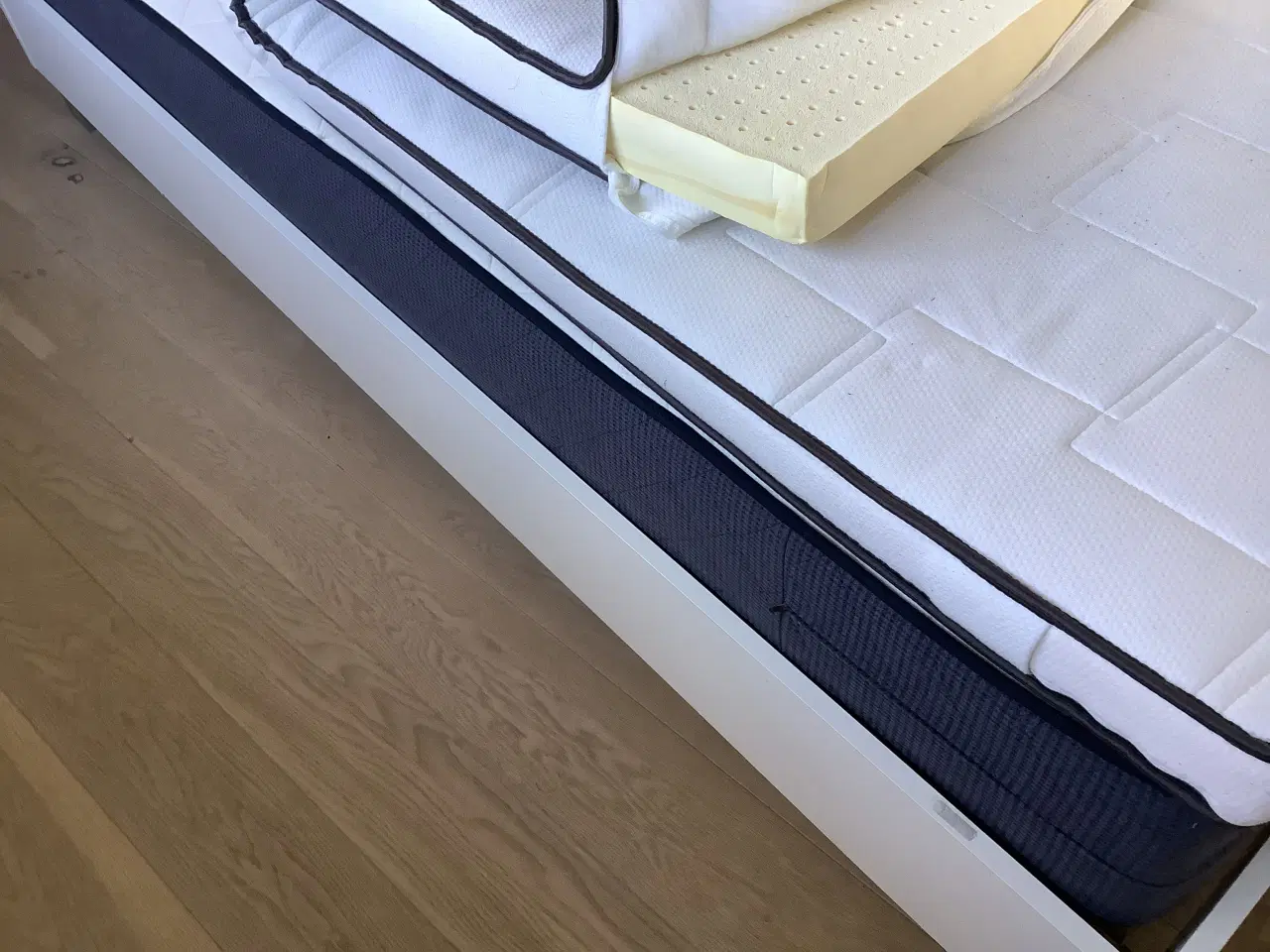 Billede 7 - Elevationsseng med JENSEN madras og Topmadras