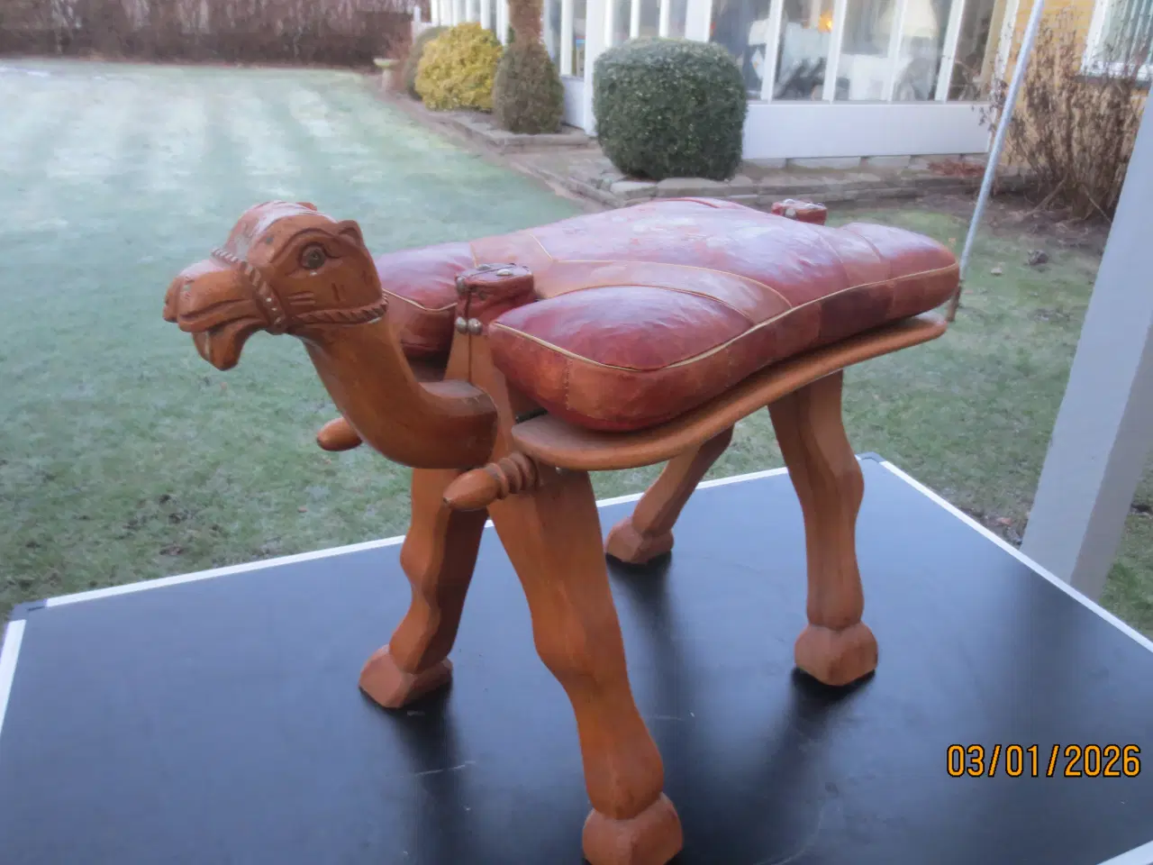 Billede 1 - 1 stk Drummedar Fodskammel med motiv