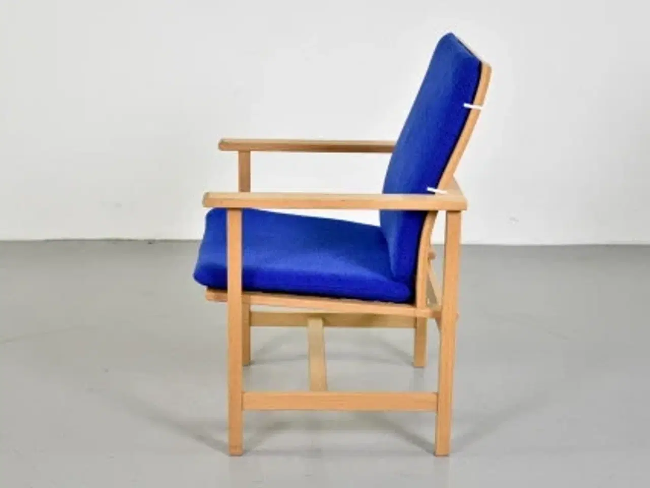 Billede 2 - Børge mogensen lænestol i eg med blåt polster