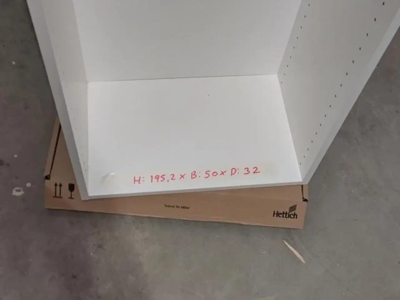 Billede 5 - 4 stk. usamlet højskabe H: 195,2 x B: 50 x D: 32,0