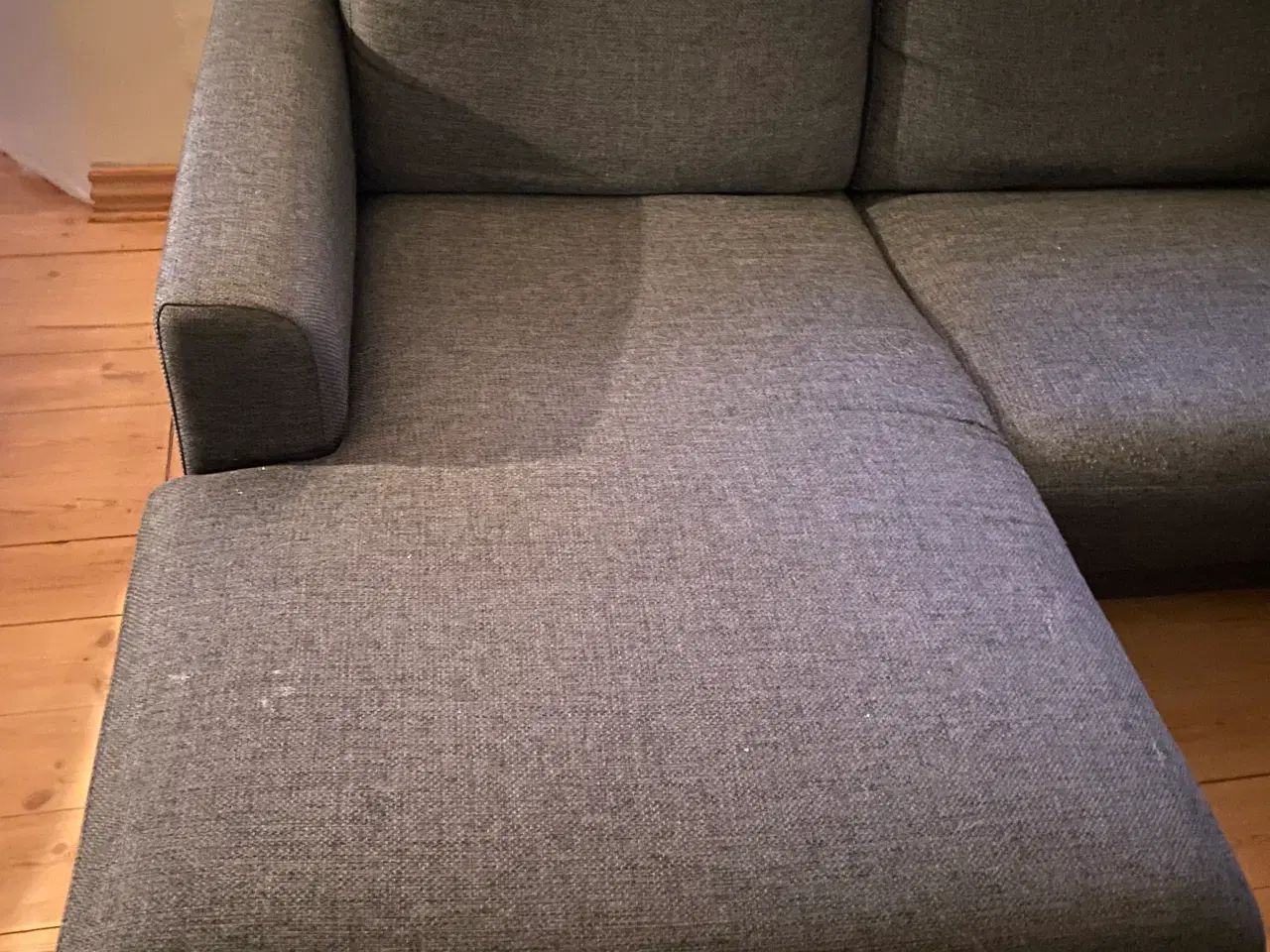 Billede 2 - Chaiselong sofa grå