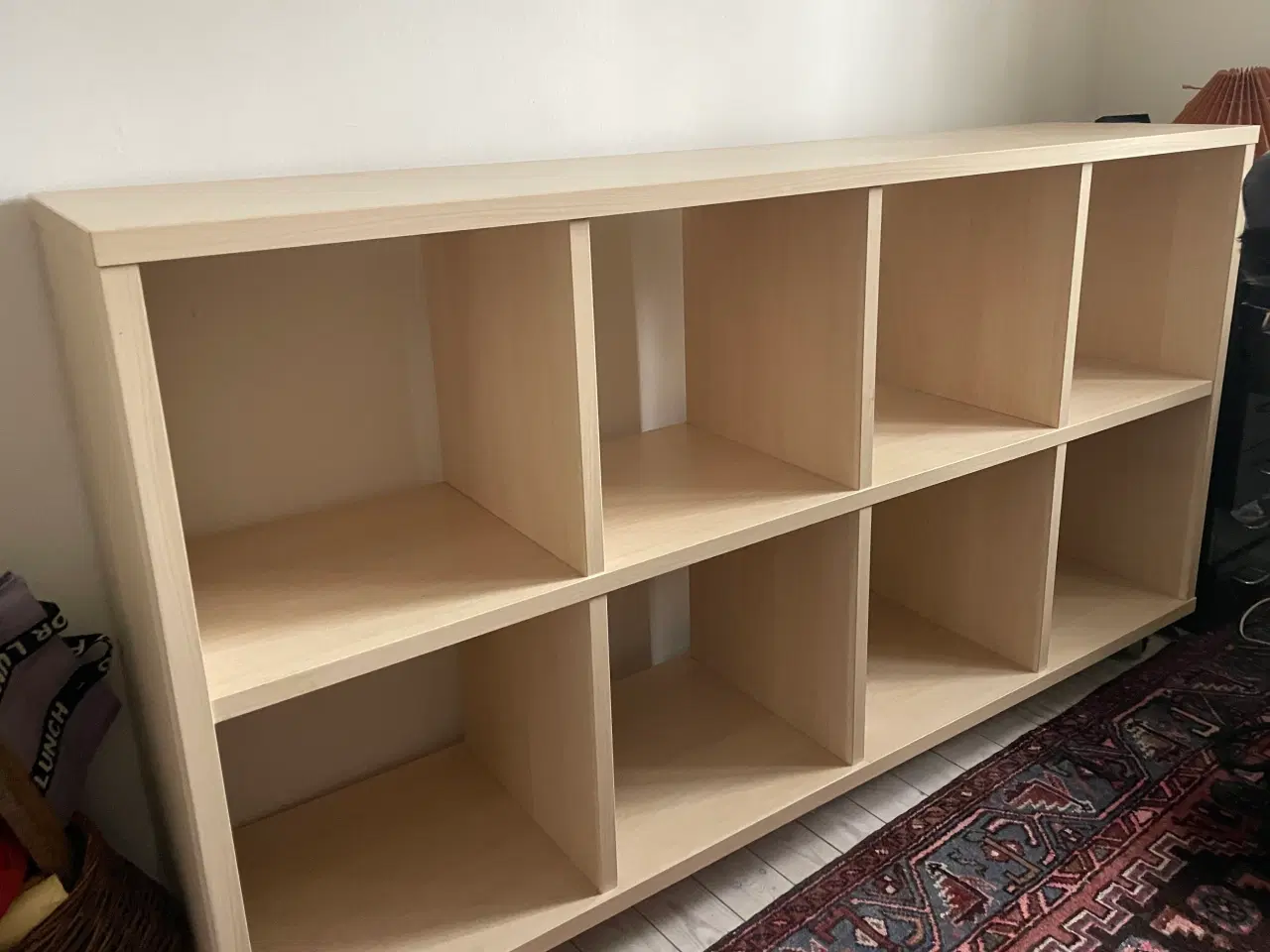 Billede 2 - Solid reol med kvadratiske rum