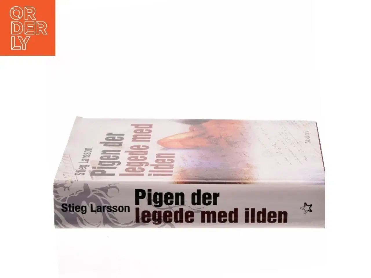 Billede 2 - Pigen der legede med ilden af Stieg Larsson (Bog)