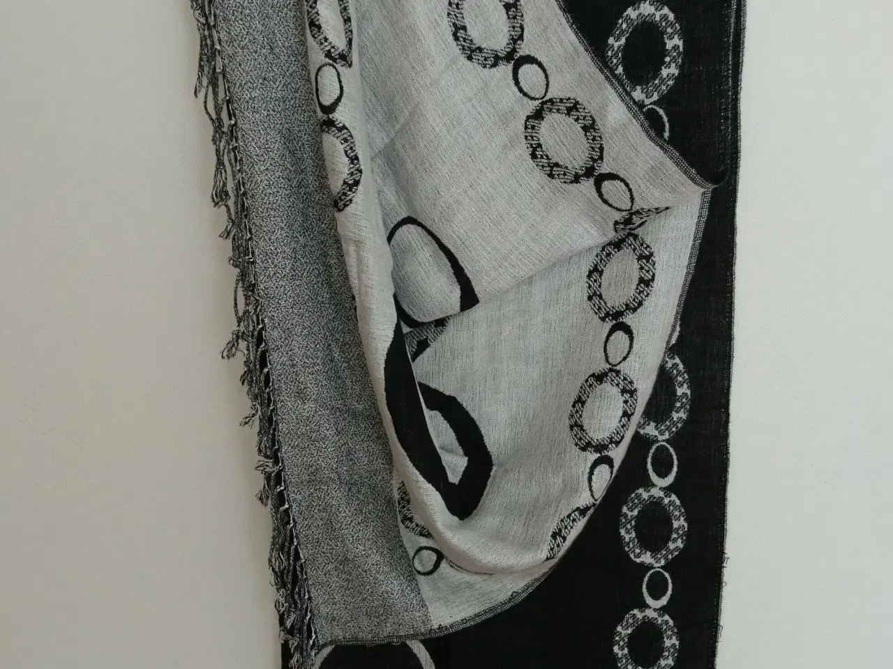 Billede 1 - Tørklæde - med ringmønster 70 x 190 cm