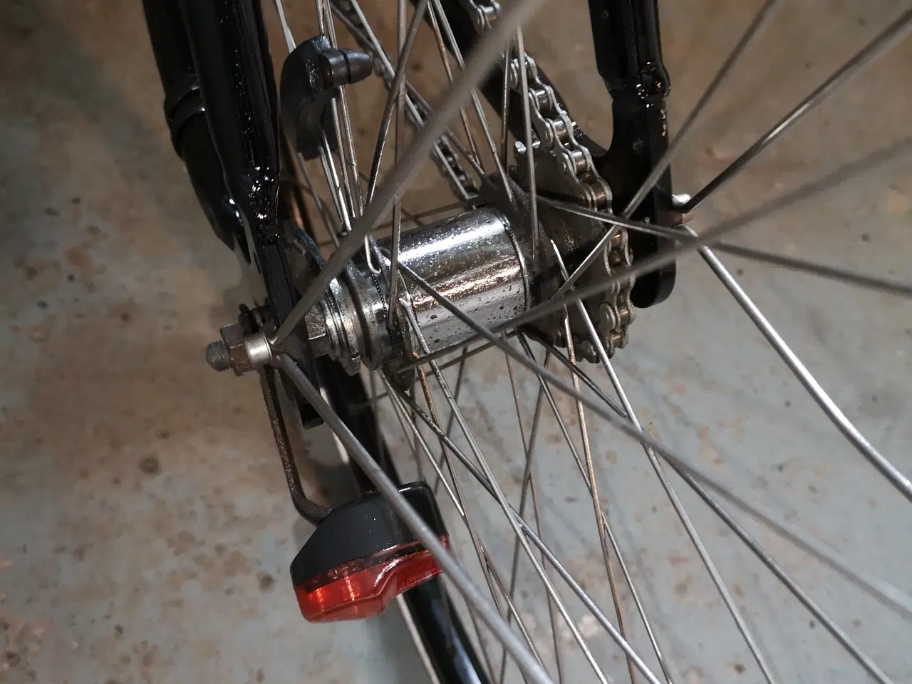 Billede 7 - BIKE DREAMS 28" 57cm høj, 2 gear auto.  for og bag
