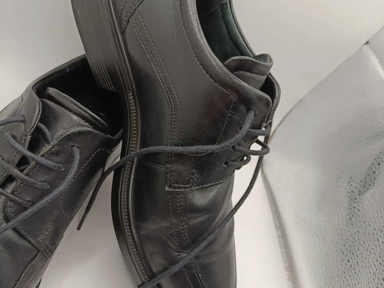 Billede 6 - Ecco sort læder sko 43str 