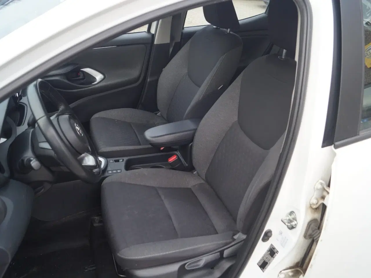 Billede 11 - Toyota Yaris 1,5 Active Tech CVT