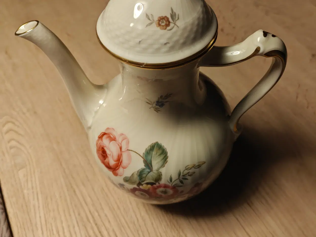 Billede 1 - Antik Royal Copenhagen kande