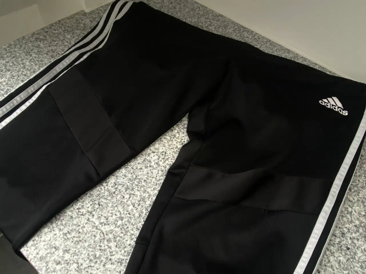 Billede 3 - Adidas bukser