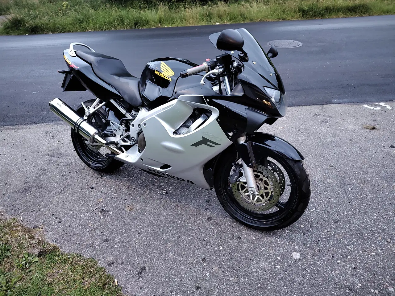 Billede 10 - Honda CBR 600 F4