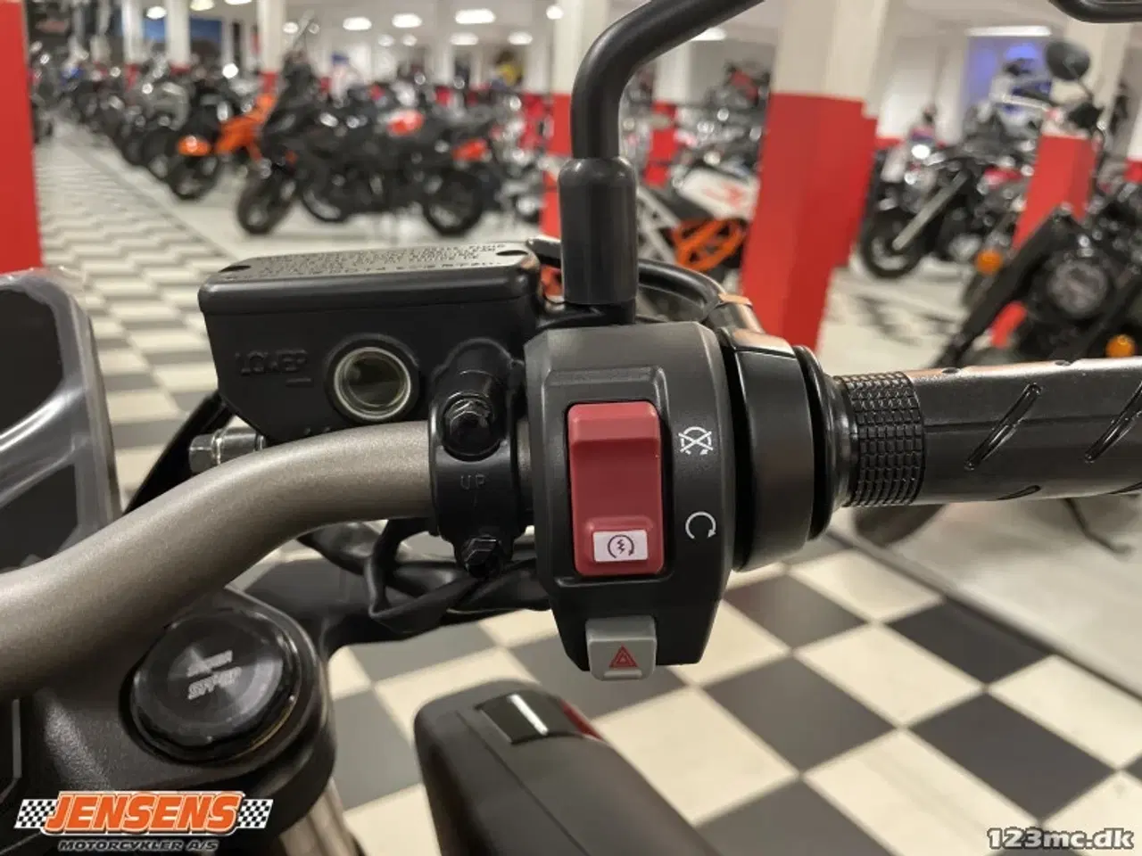 Billede 12 - Honda CB 650 R E-Clutch