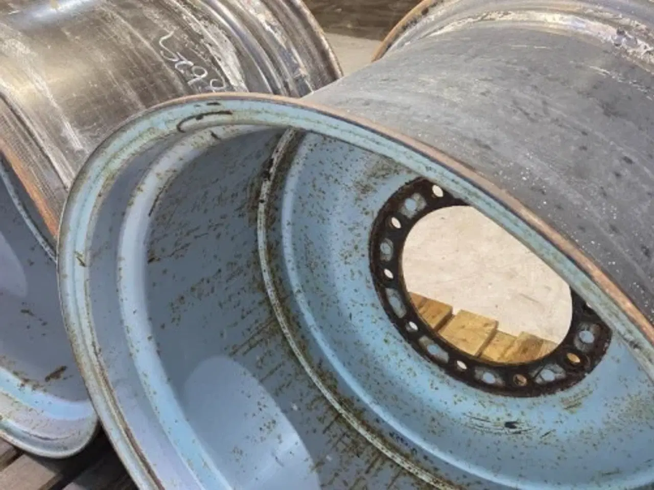 Billede 5 - 32"   32XDW27A   Sæt