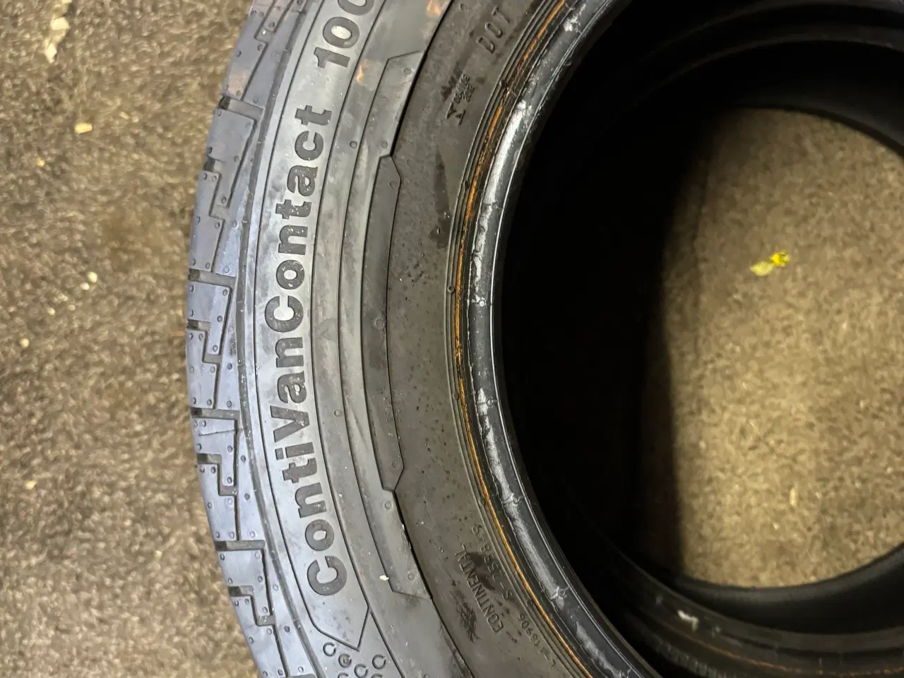 Billede 2 - Continental 215/65R16c