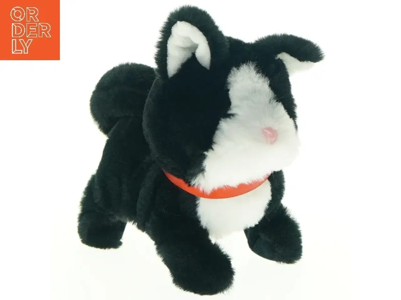 Billede 1 - Sort-hvid tøjkat med rødt halsbånd fra Happy Pets (str. Mængde. 19 cm)