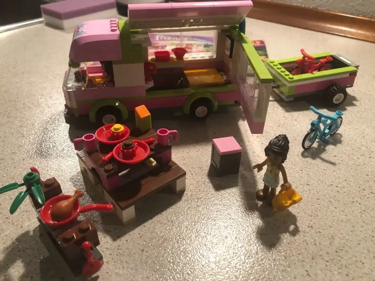 Billede 1 - LEGO autocamper