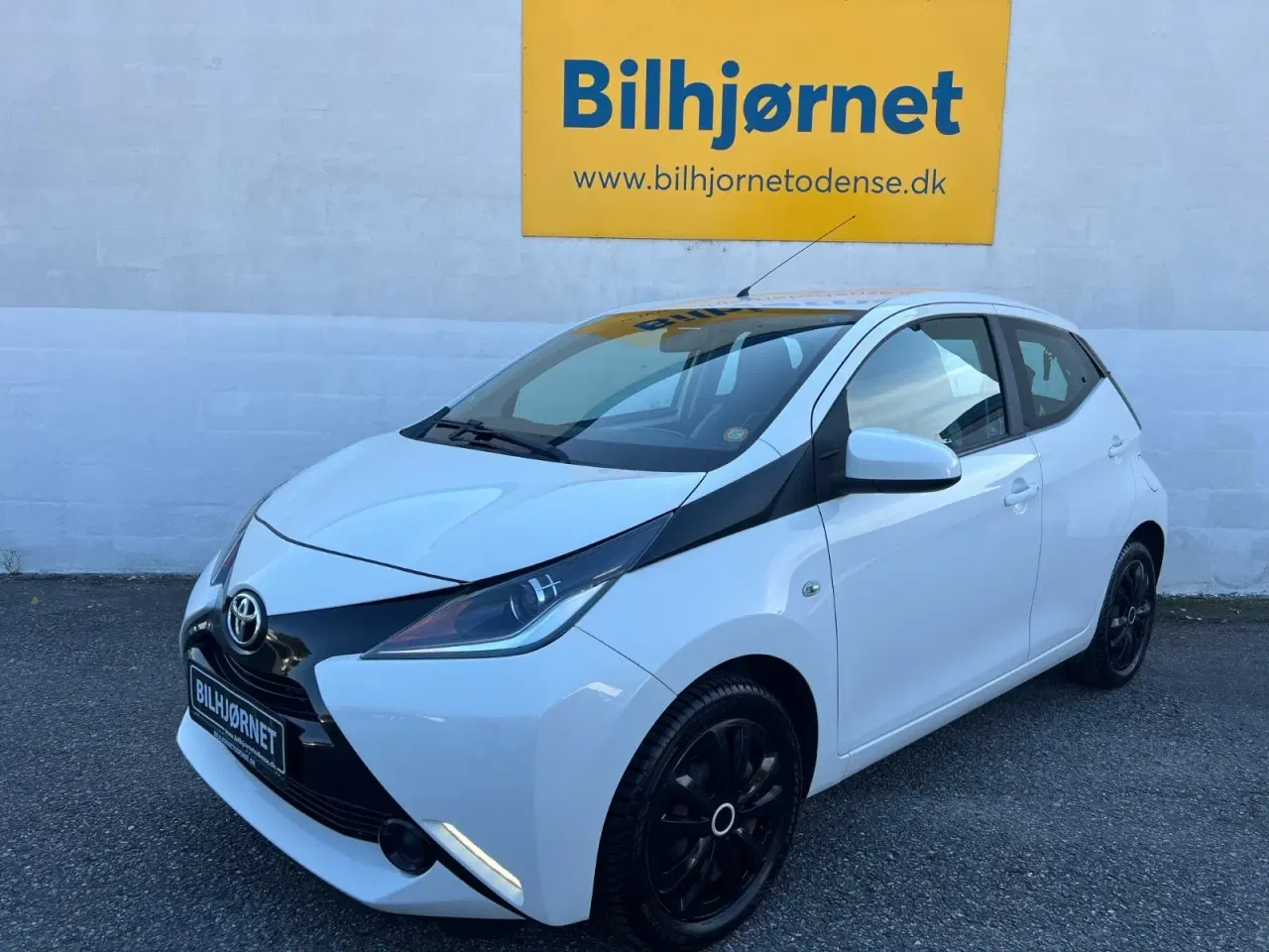 Billede 1 - Toyota Aygo 1,0 VVT-i x-play x-touch