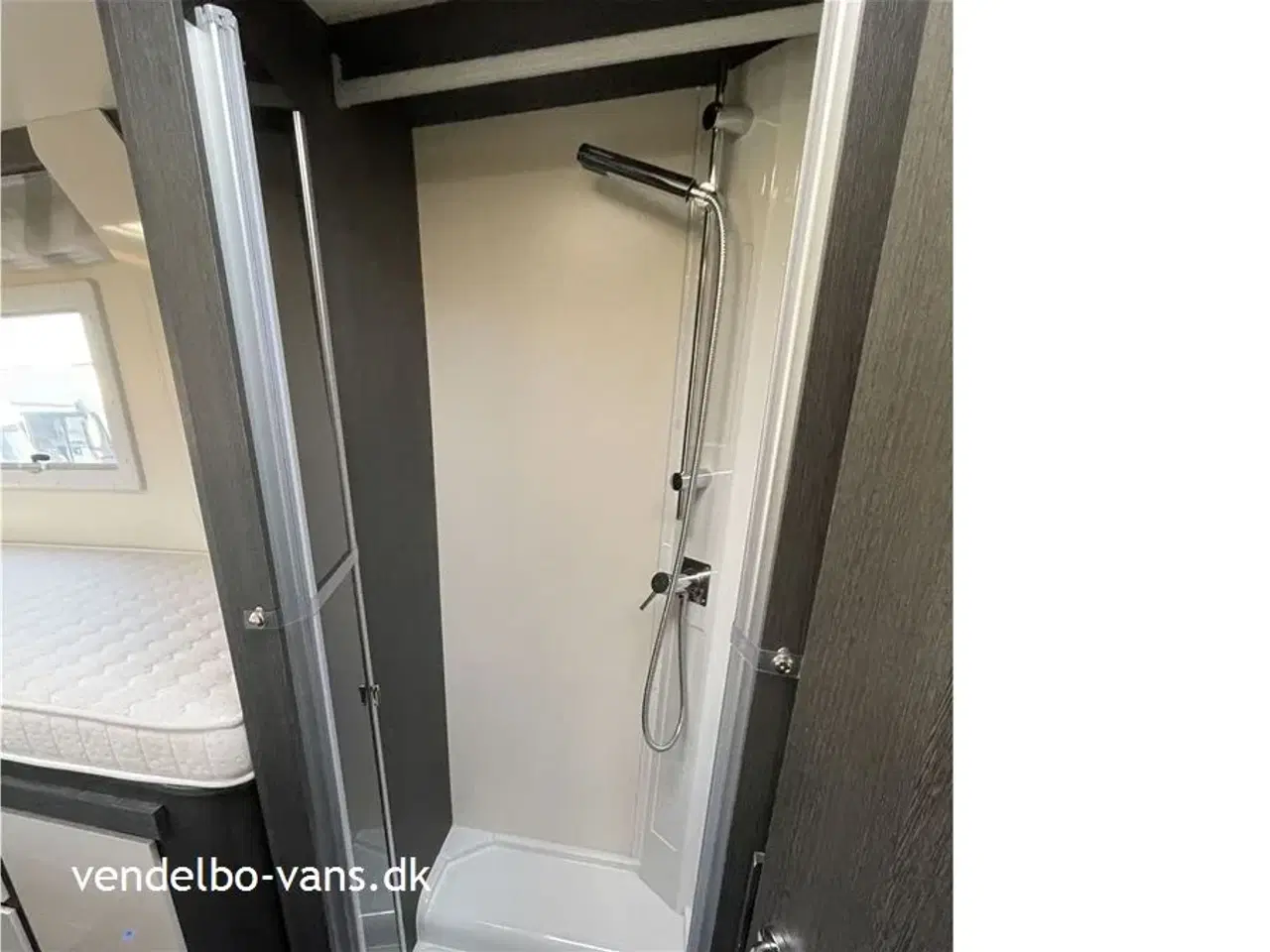 Billede 9 - 2023 - Rollerteam Kronos 284TL Comfort Power Selekt   Enkeltsenge og stor garage - masser af ekstra udstyr