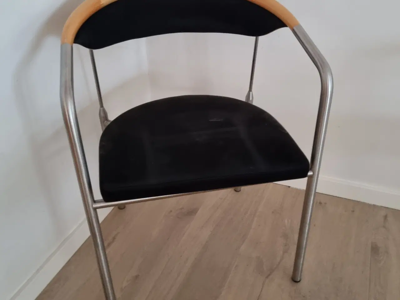 Billede 2 - HansenSørensen furniture / bord med 4 stole 