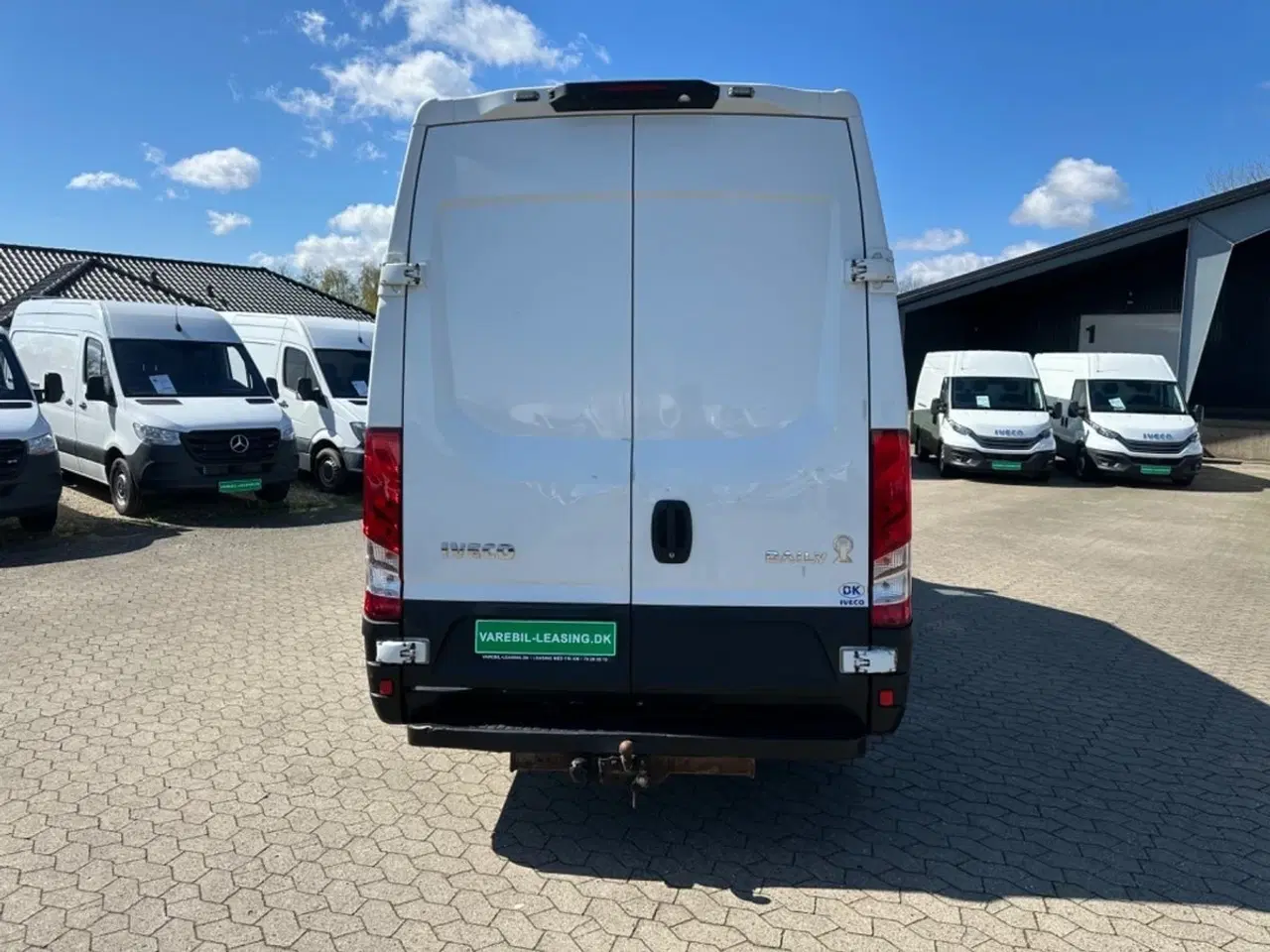 Billede 8 - Iveco Daily 3,0 35S17 12m³ Van