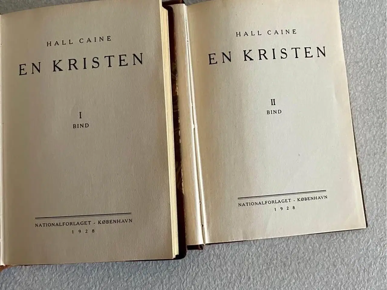 Billede 2 - Antikke bøger En Kristen af Hall Caine 2 stk. i fi