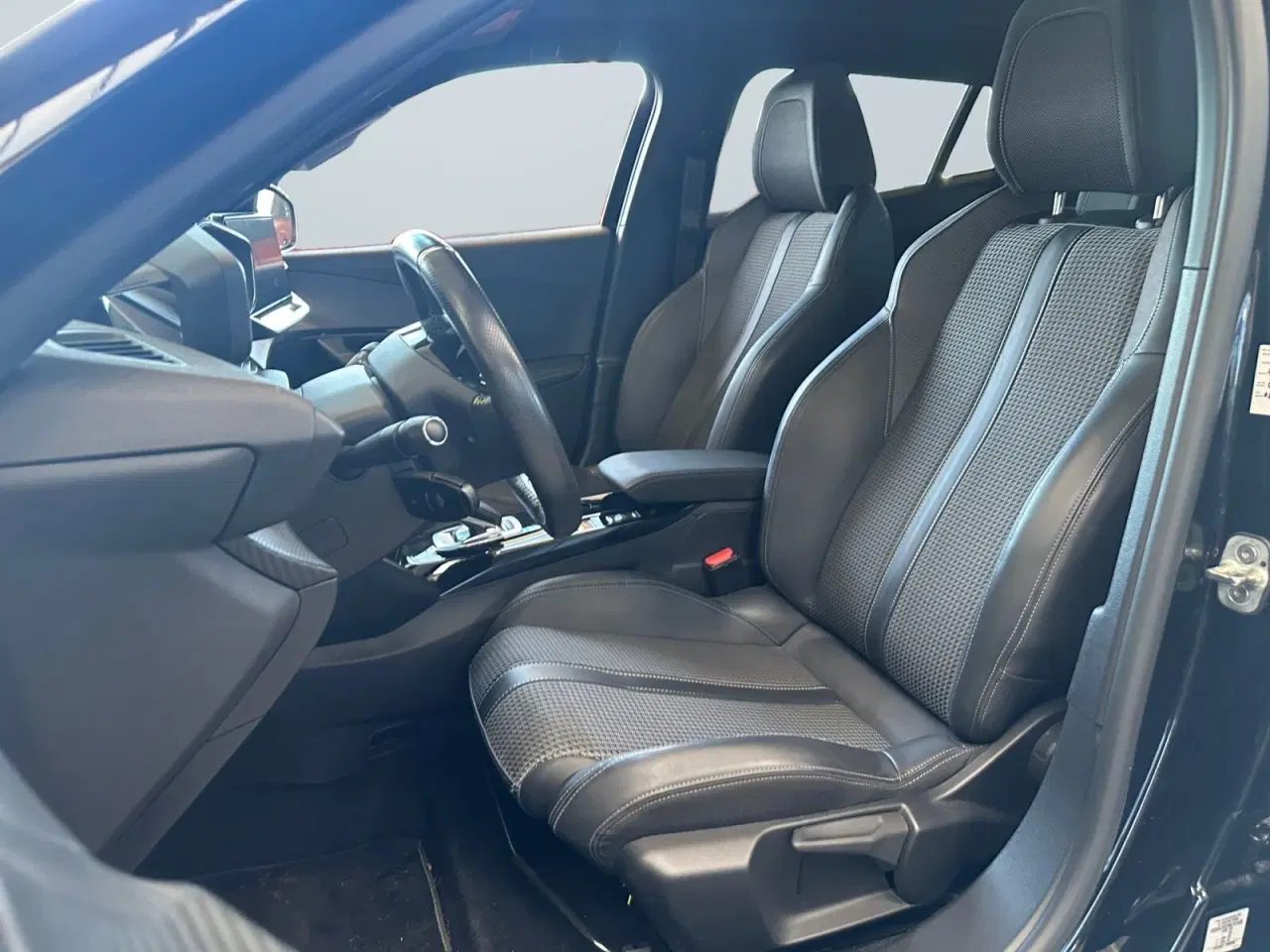 Billede 4 - Peugeot e-2008 50 GT