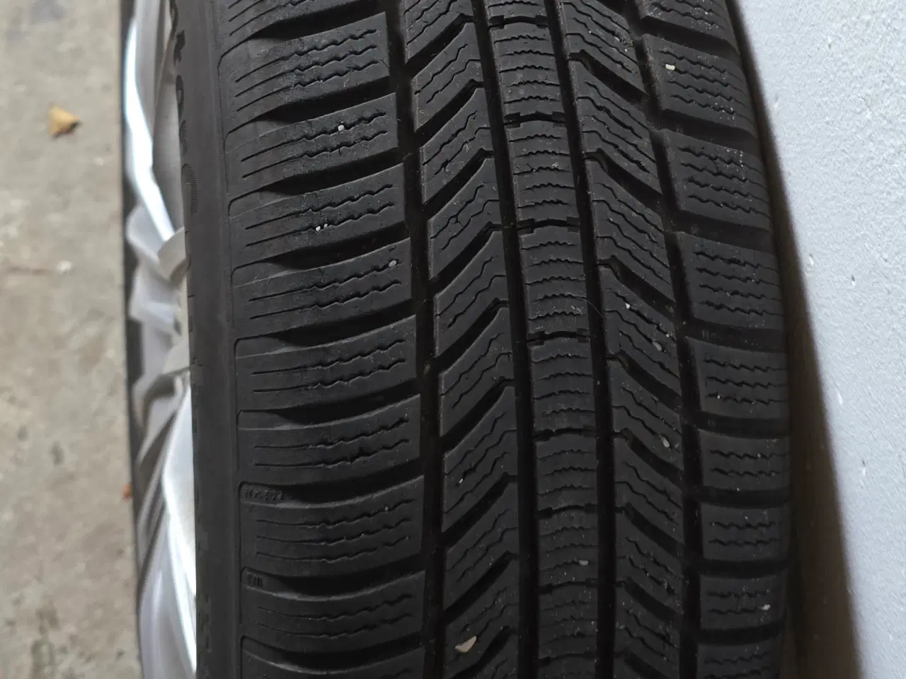 Billede 4 - Vinterdæk Continental og Stålfælge 17 “