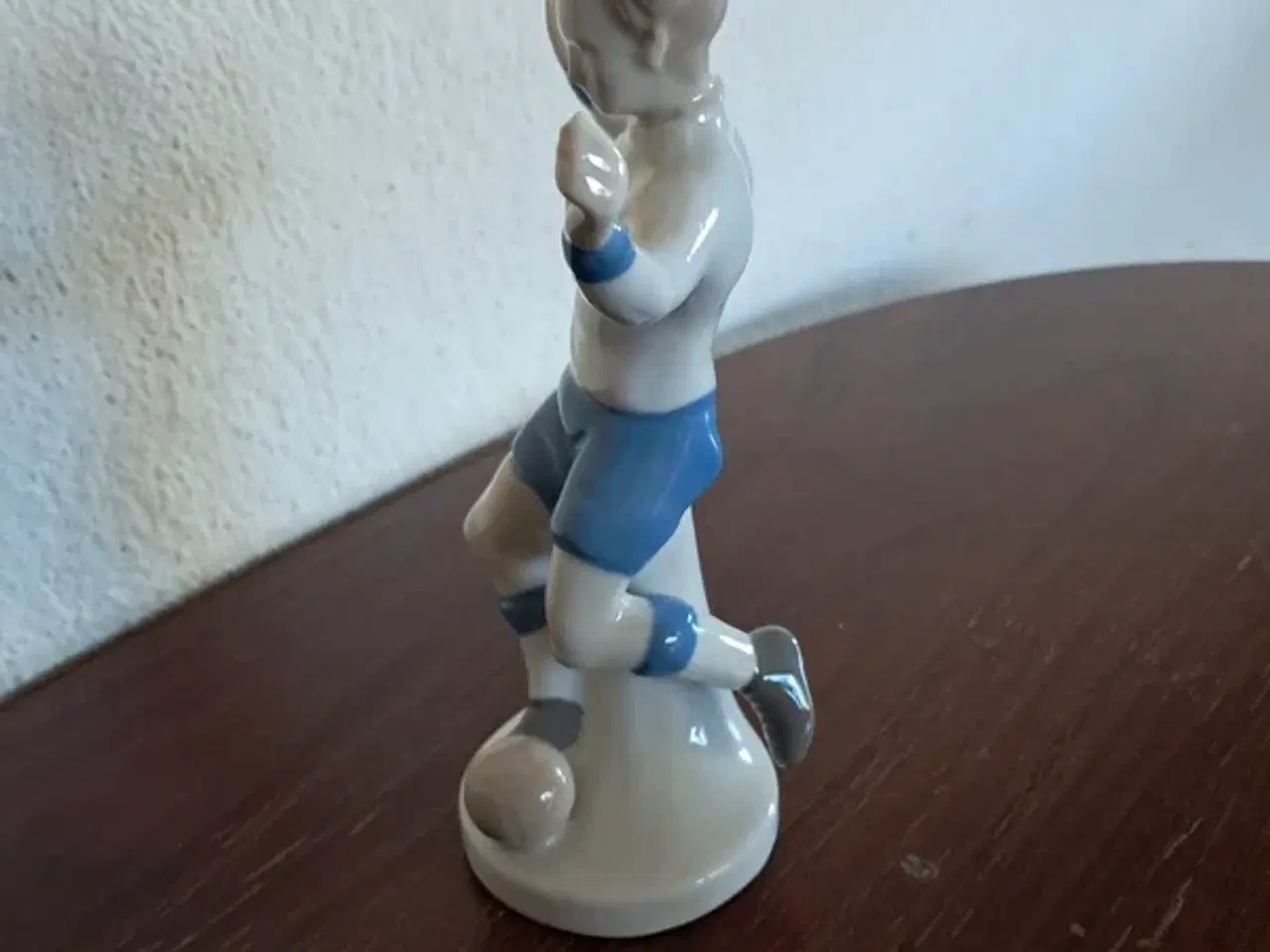 Billede 2 - Fodboldspiller