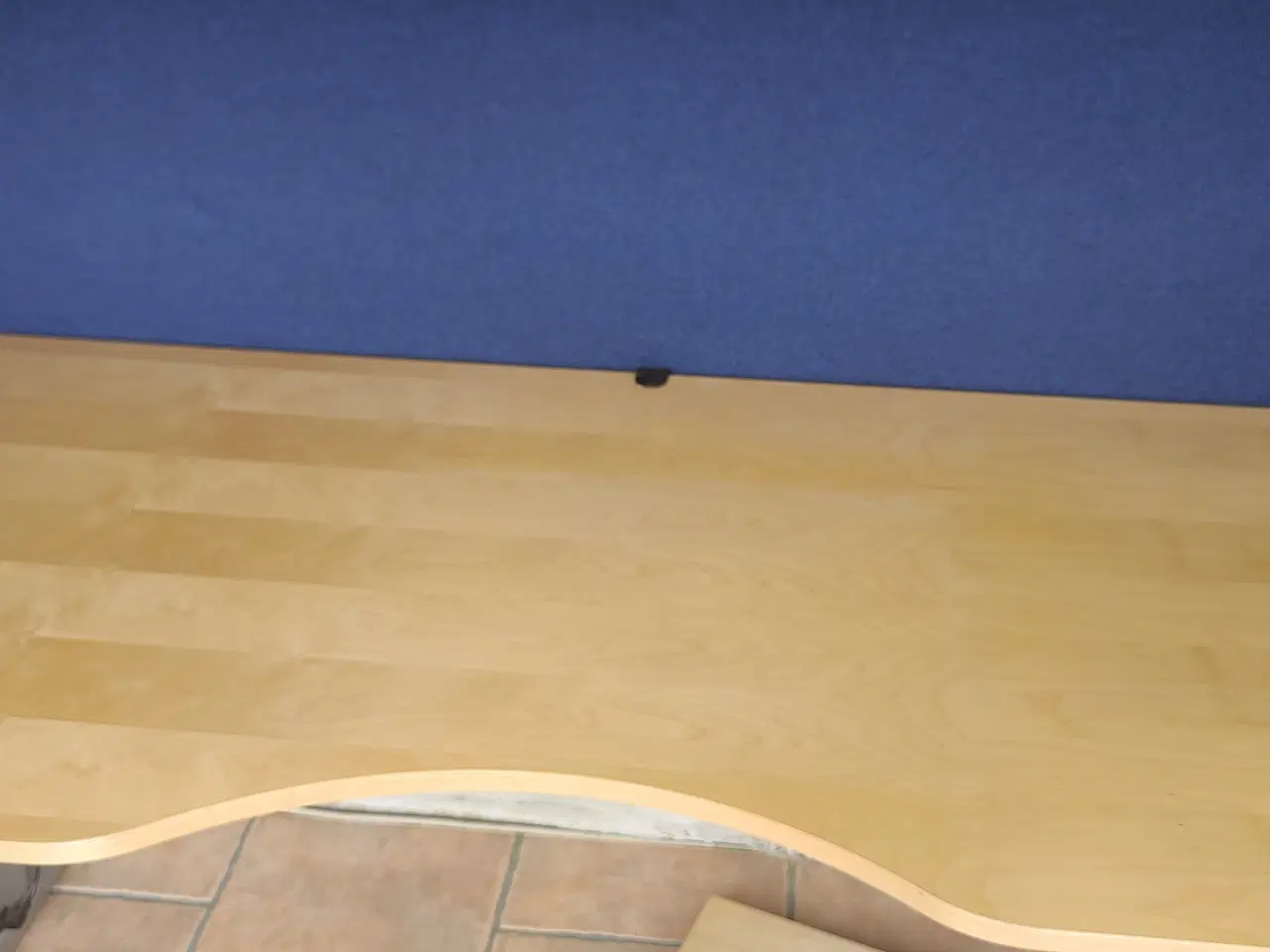 Billede 3 - Hæve sænke skrivebord 