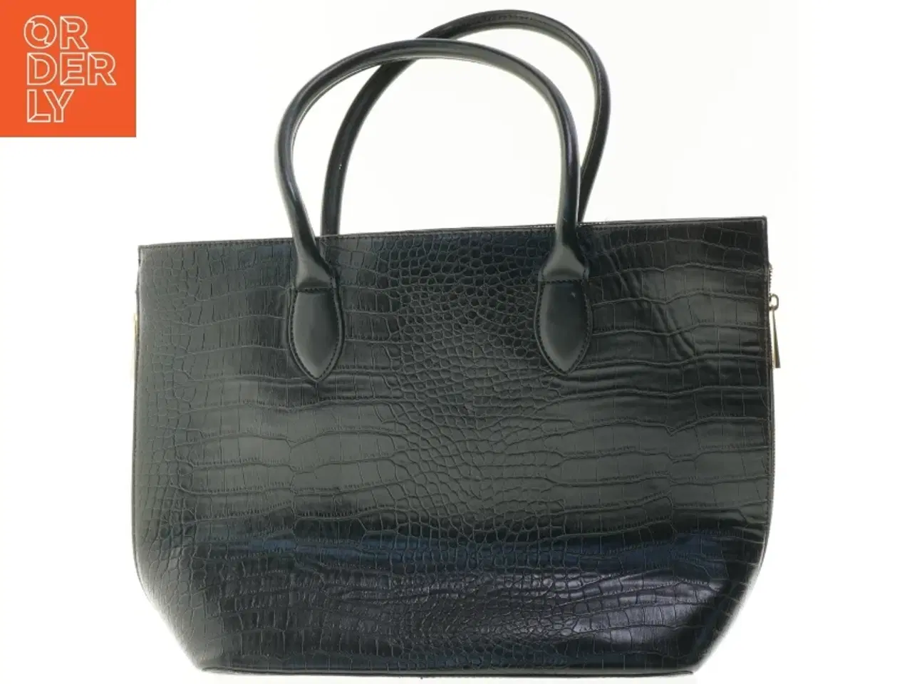 Billede 1 - Sort krokodillepræget håndtaske (str. 43 x 29 x 14 cm)