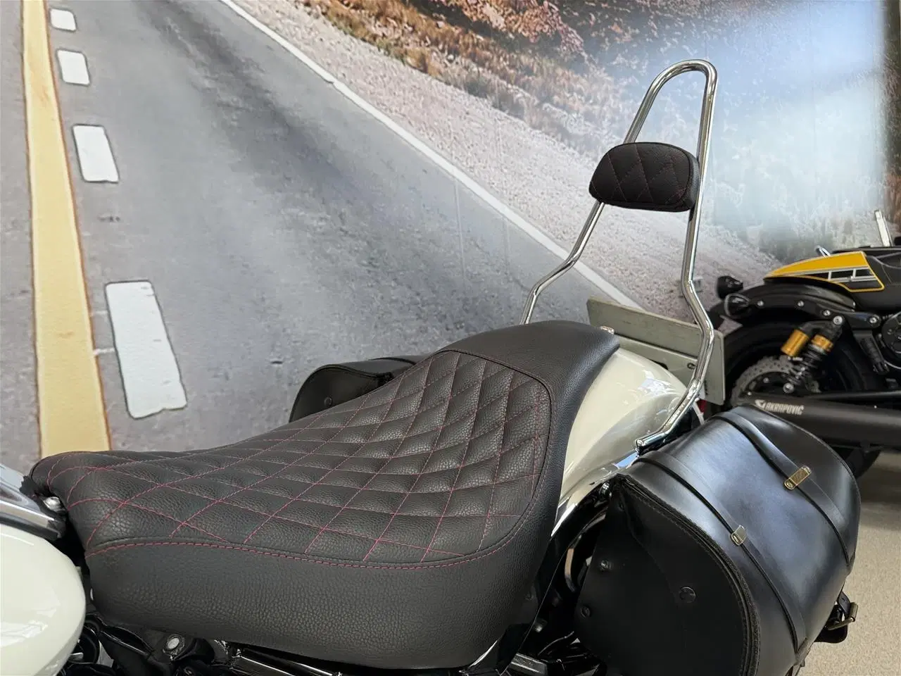 Billede 26 - Harley-Davidson FXLR Low Rider 107"