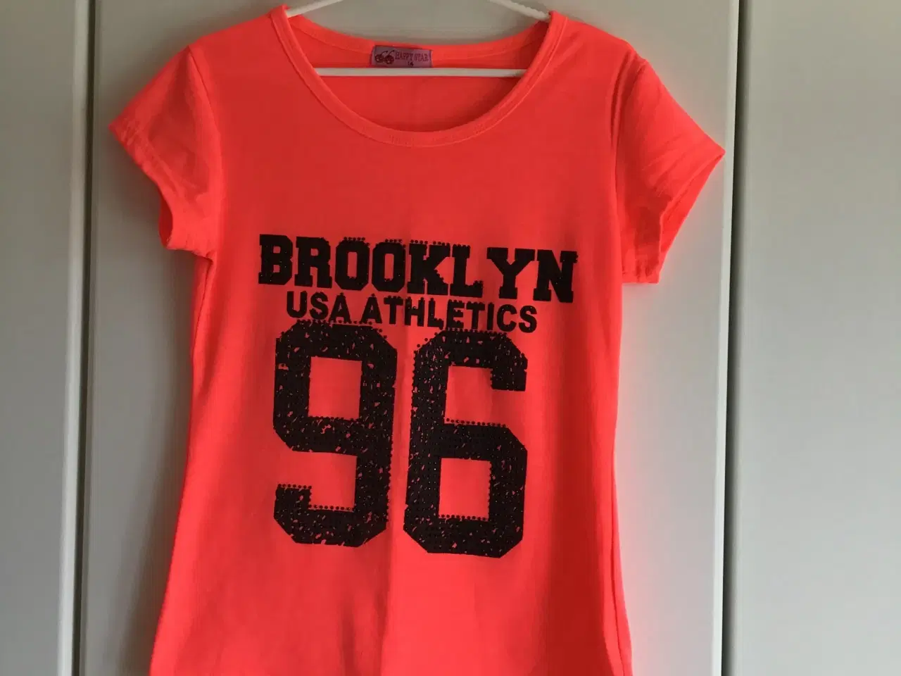 Billede 17 - T-shirts og toppe