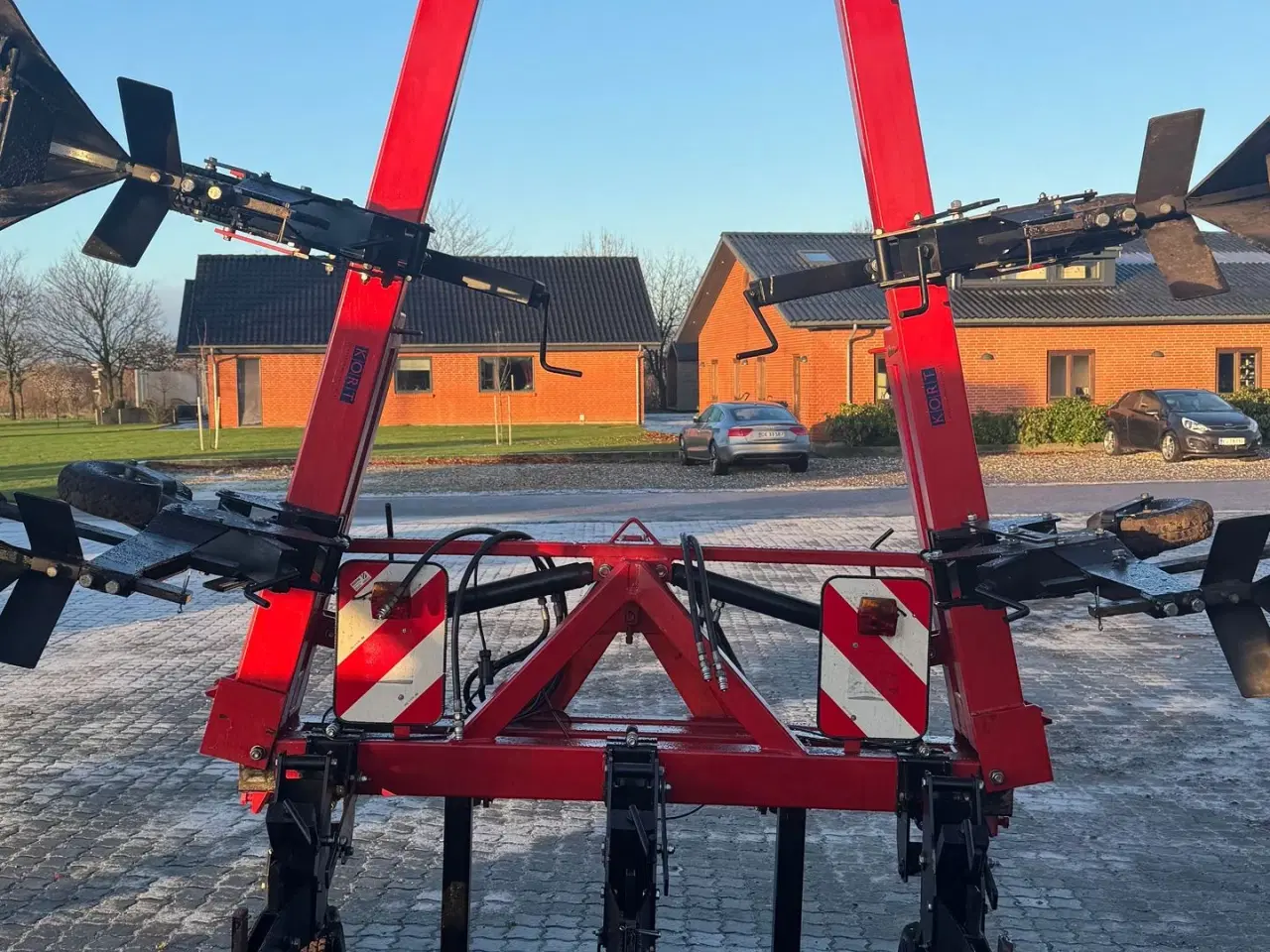 Billede 2 - - - - Kort HYPPER 75-75