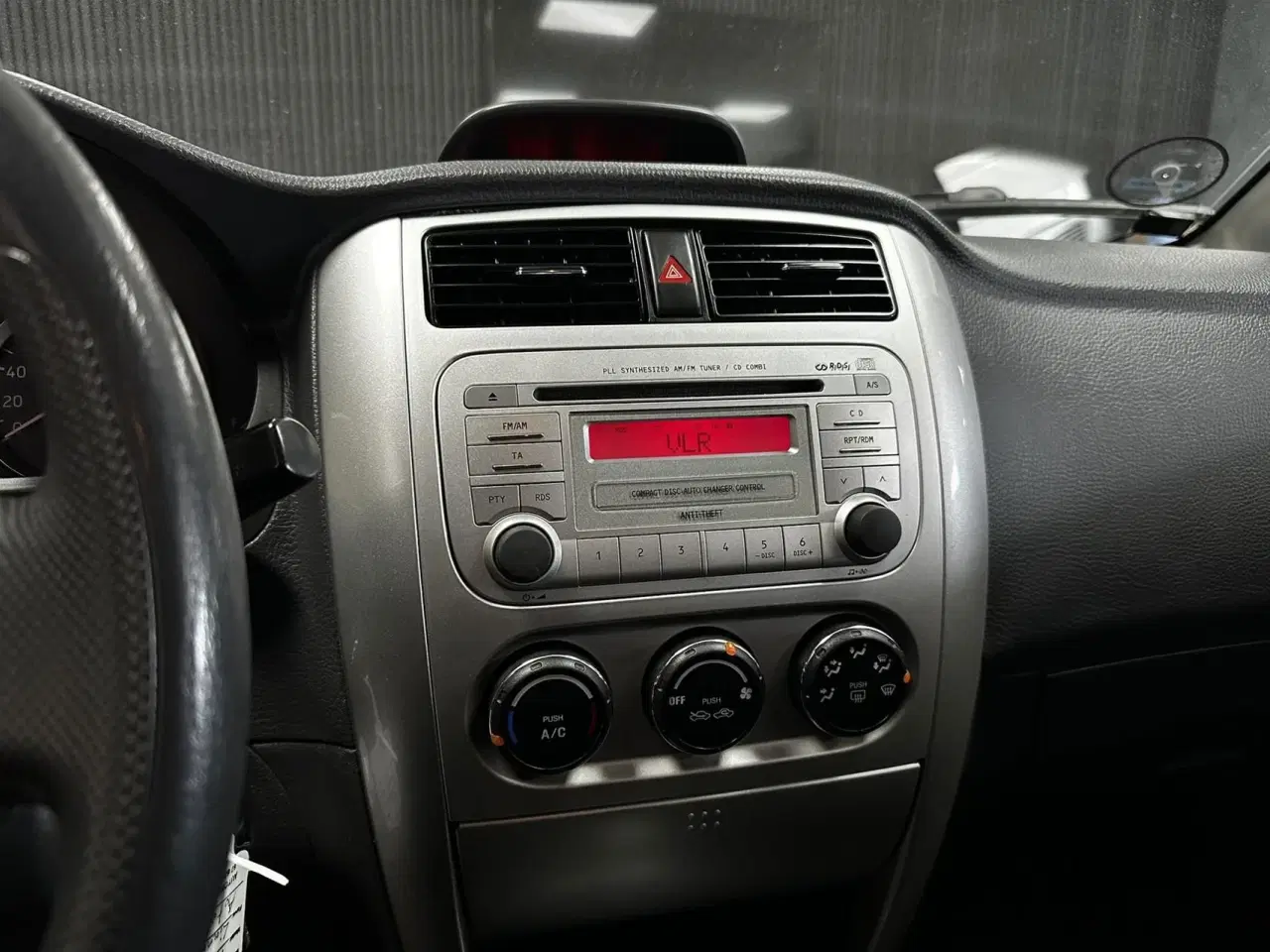 Billede 15 - Suzuki Liana 1,6 GL 106HK 5d Aut.