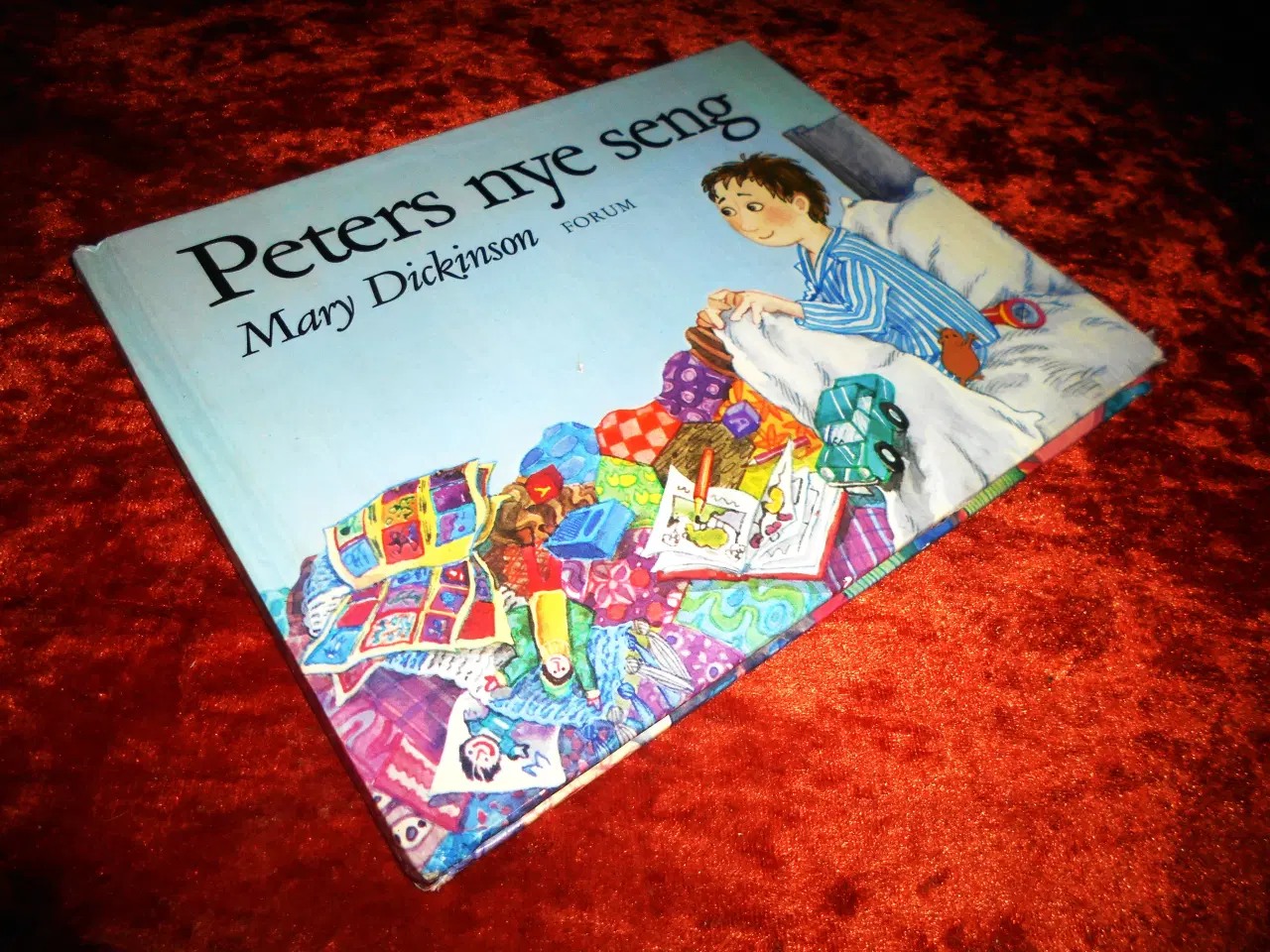 Billede 1 - Peters nye seng,  Mary Dickinson