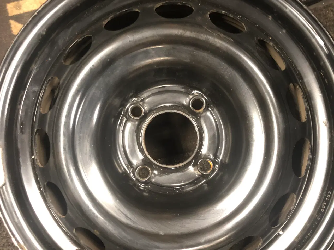 Billede 3 - Stålfælge 4 x 100 og Hjul kapsler