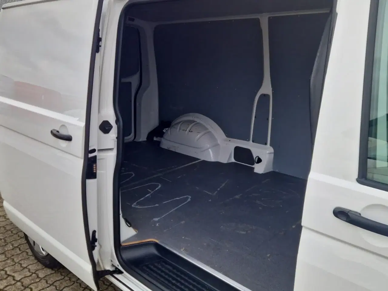 Billede 10 - VW Transporter 2,0 TDi 150 Kassevogn DSG lang