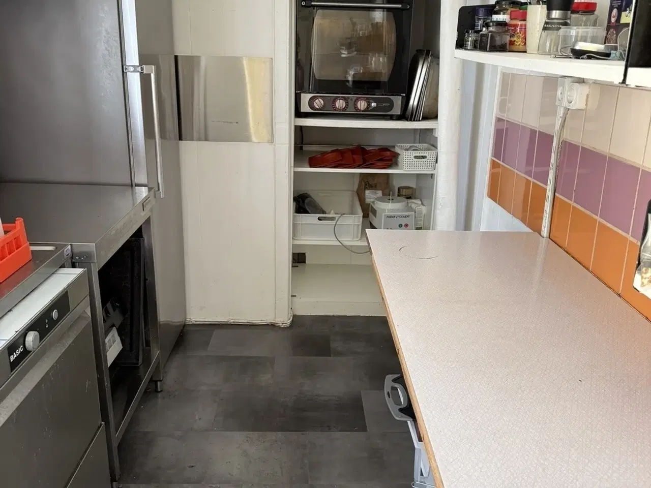 Billede 10 - Attraktiv Cafe / Butikslokale centralt i Odense Albanigade til LEJE