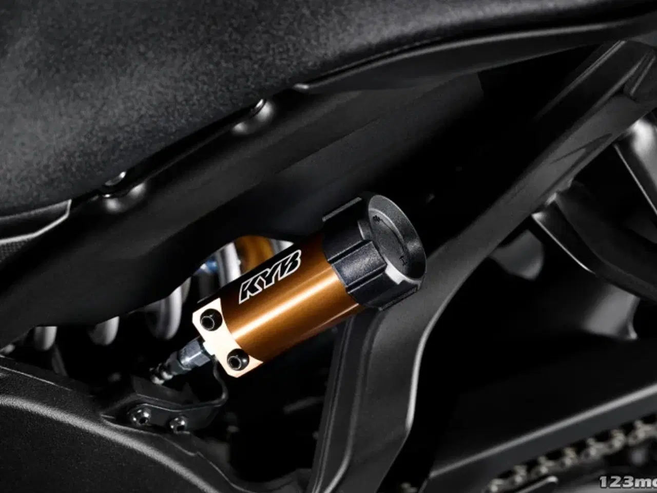 Billede 13 - Yamaha YZF R9 70th Anniversary