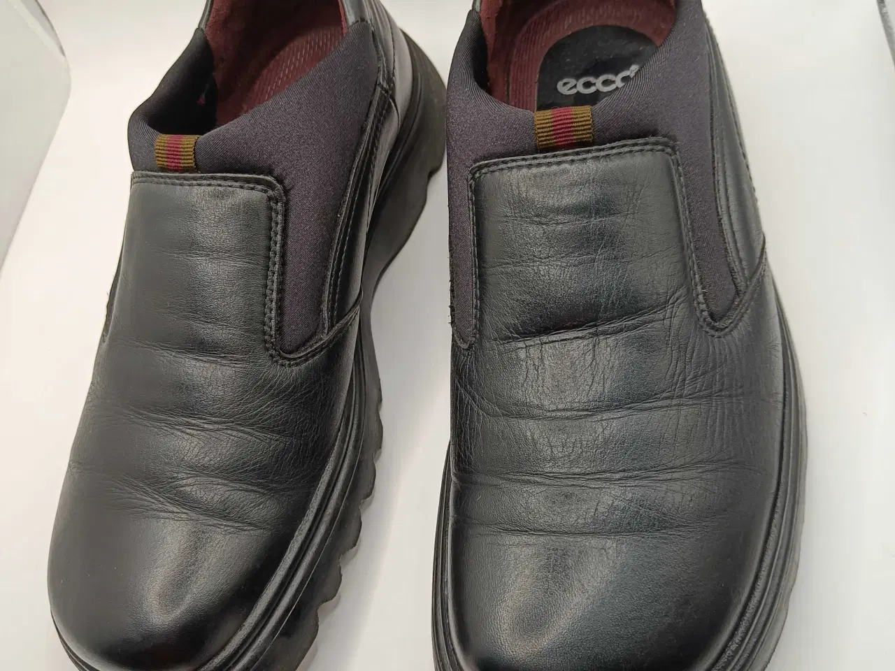 Billede 2 - Ecco sort læder sko 40.5str